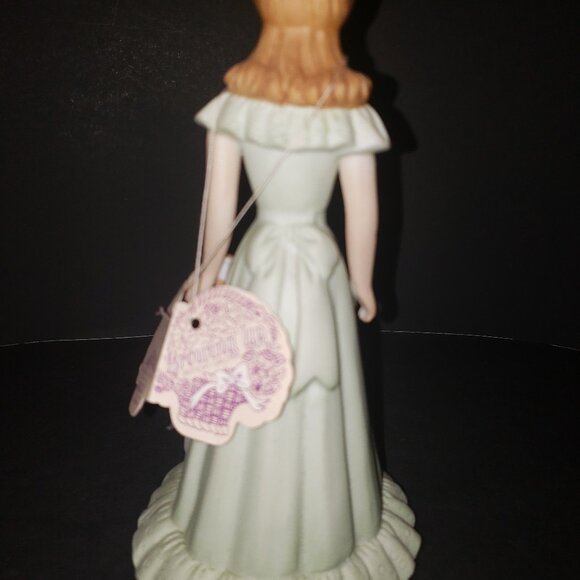 COPY - 1981 Enesco Growing Up 15 Figurine Excellent Condition With Tags - Picture 2 of 5